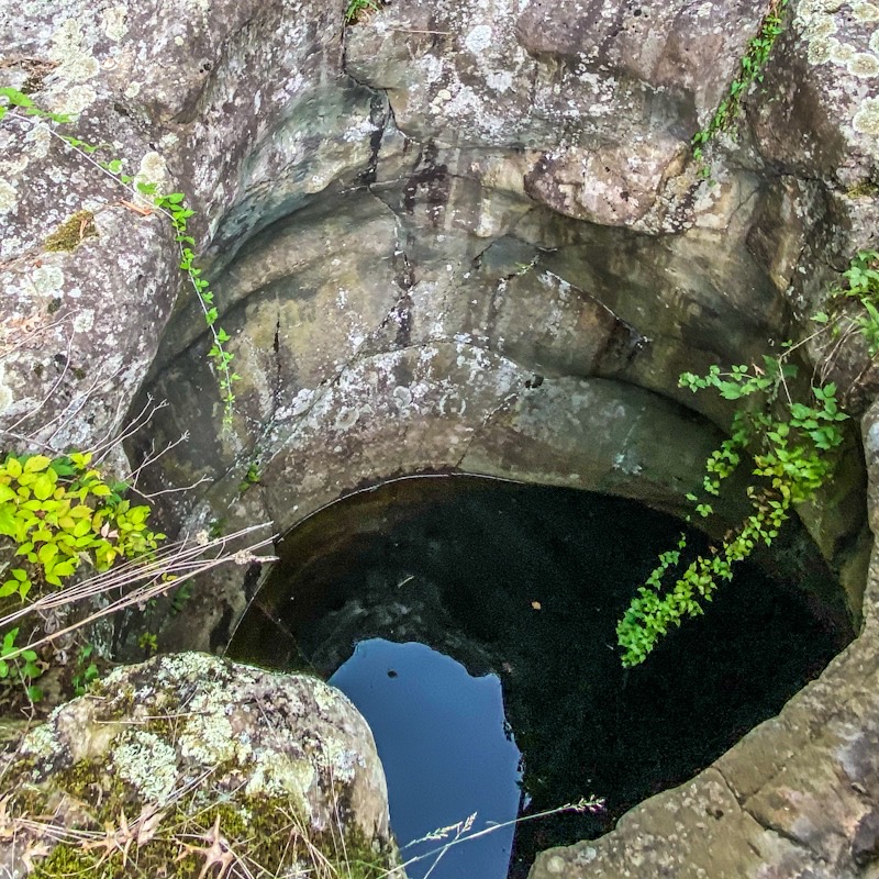 Glacial pothole