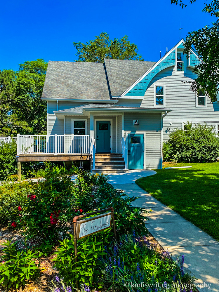 Gathered Oaks wedding venue farmhouse at unique Airbnb